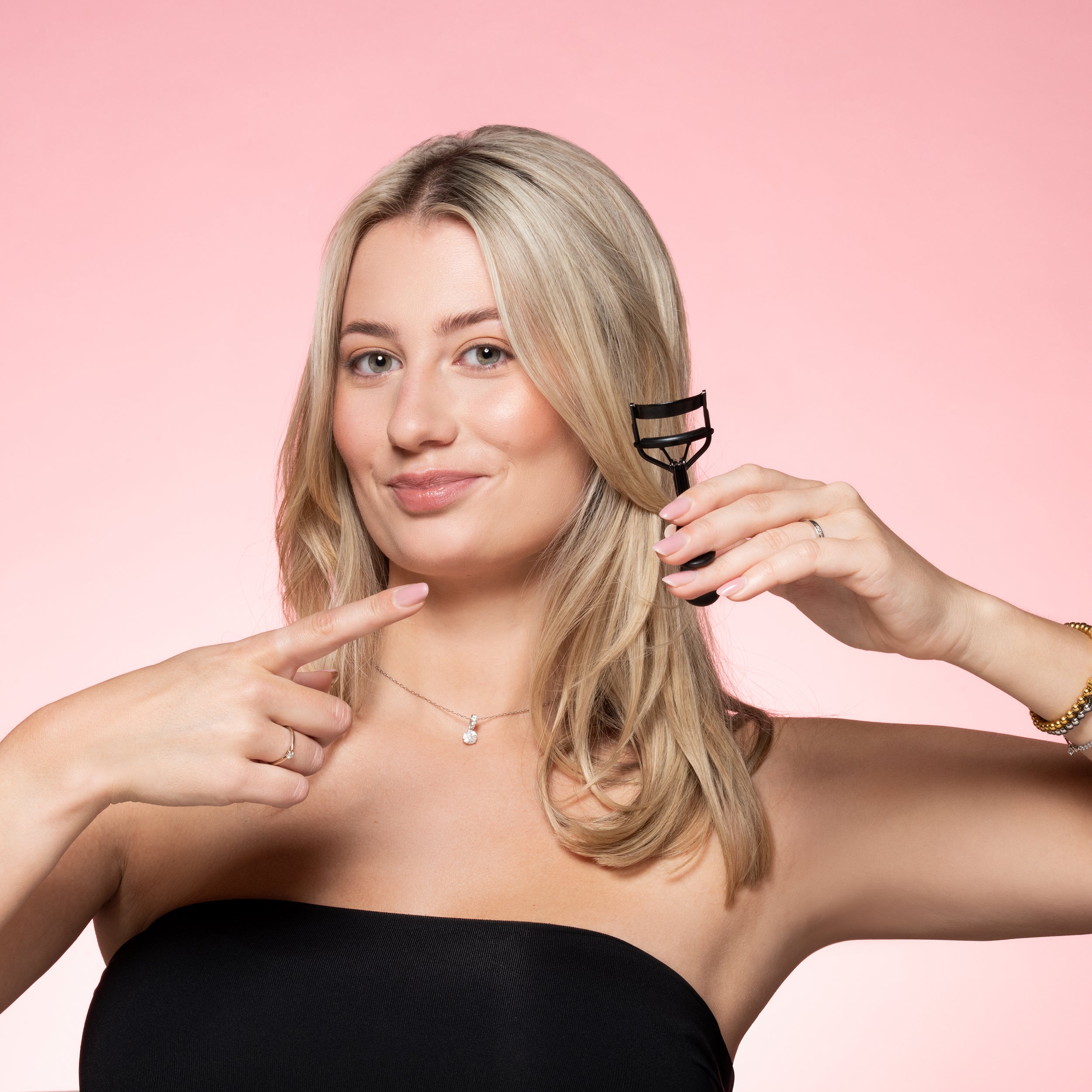 Hoe gebruik je veilig een wimperkruller?