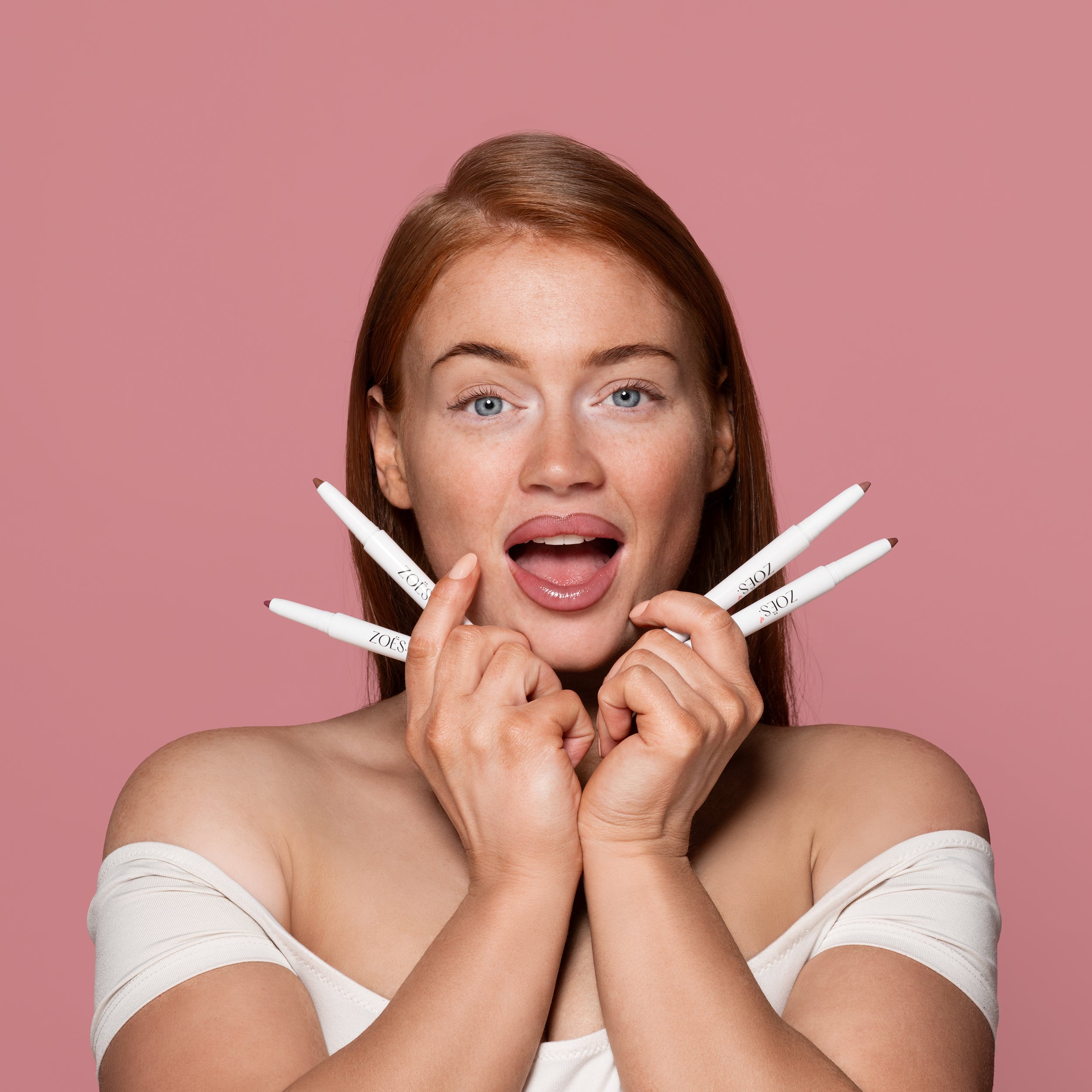 Smudge proof lip liners